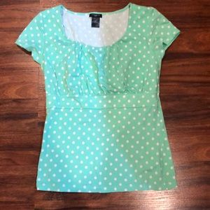 In EUC Ann Taylor top size SP